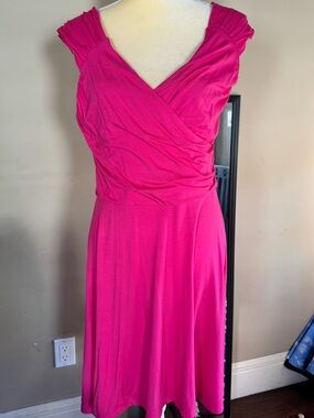 NWOT  “VENUS” Fuchsia Faux-Wrap Mini Dress Sz Large